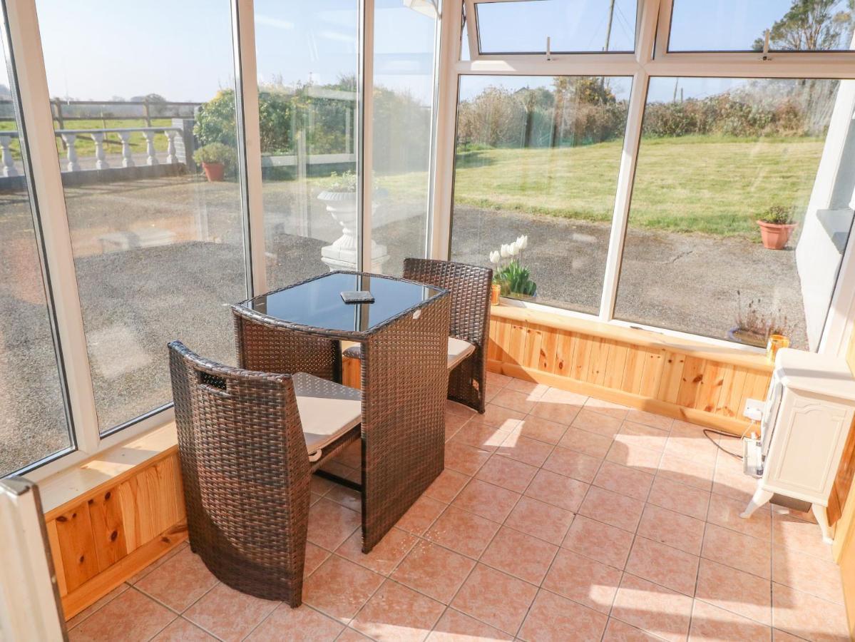Gleann Griannmhar Villa รอสคาร์เบอรี ภายนอก รูปภาพ