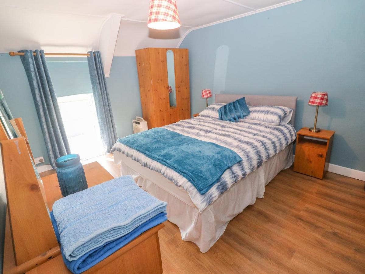 Gleann Griannmhar Villa รอสคาร์เบอรี ภายนอก รูปภาพ